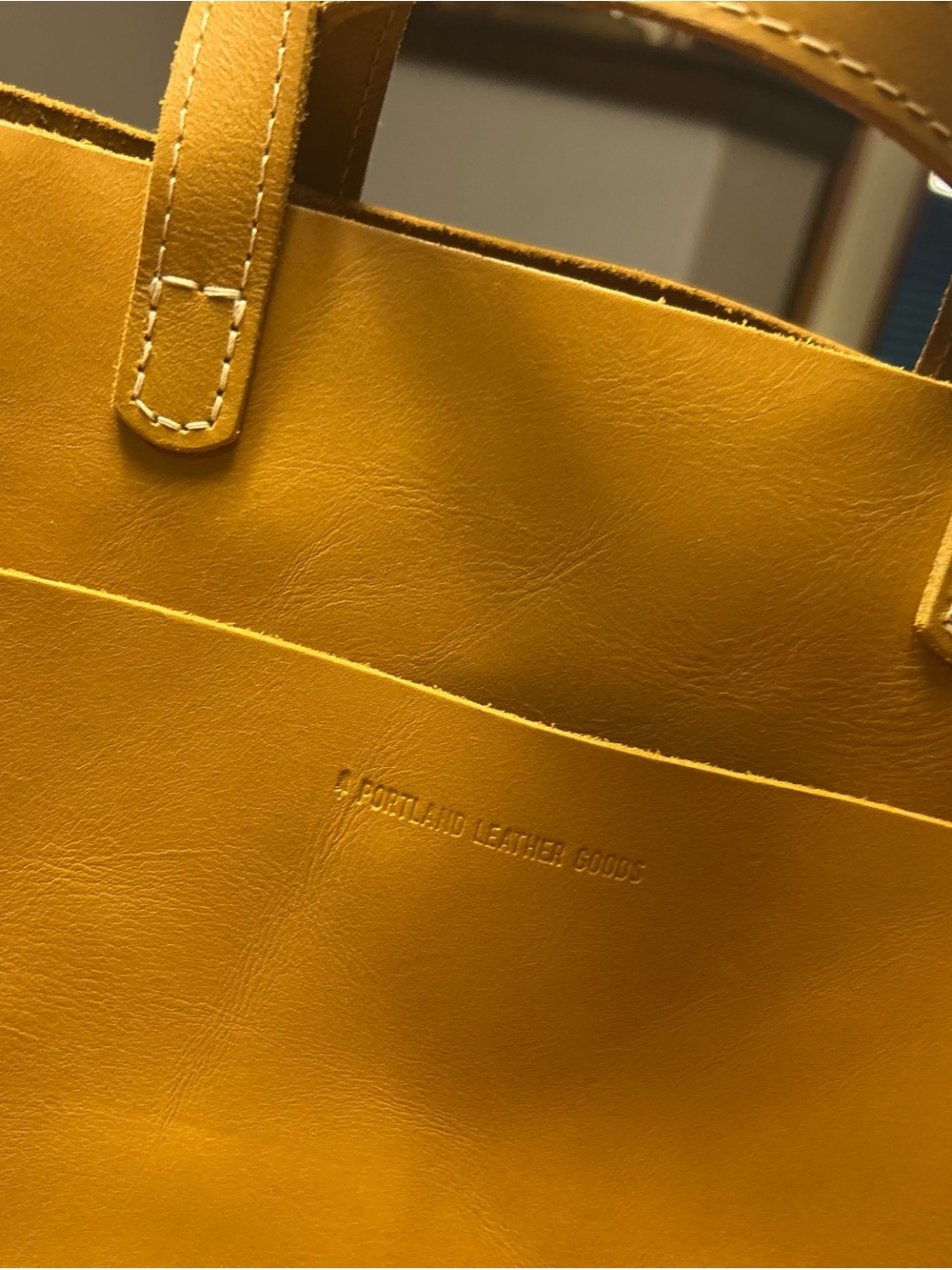 Portland Leather Goods Medium Mango Leather Tote Bag with Removable Strap - Picture 3 of 11